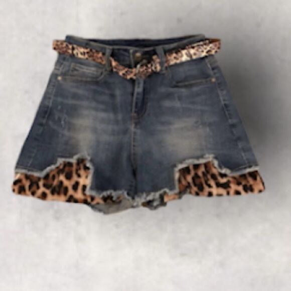 𝅺: : New Cut Off Denim Leopard Print Shorts : : - Picture 1 of 7